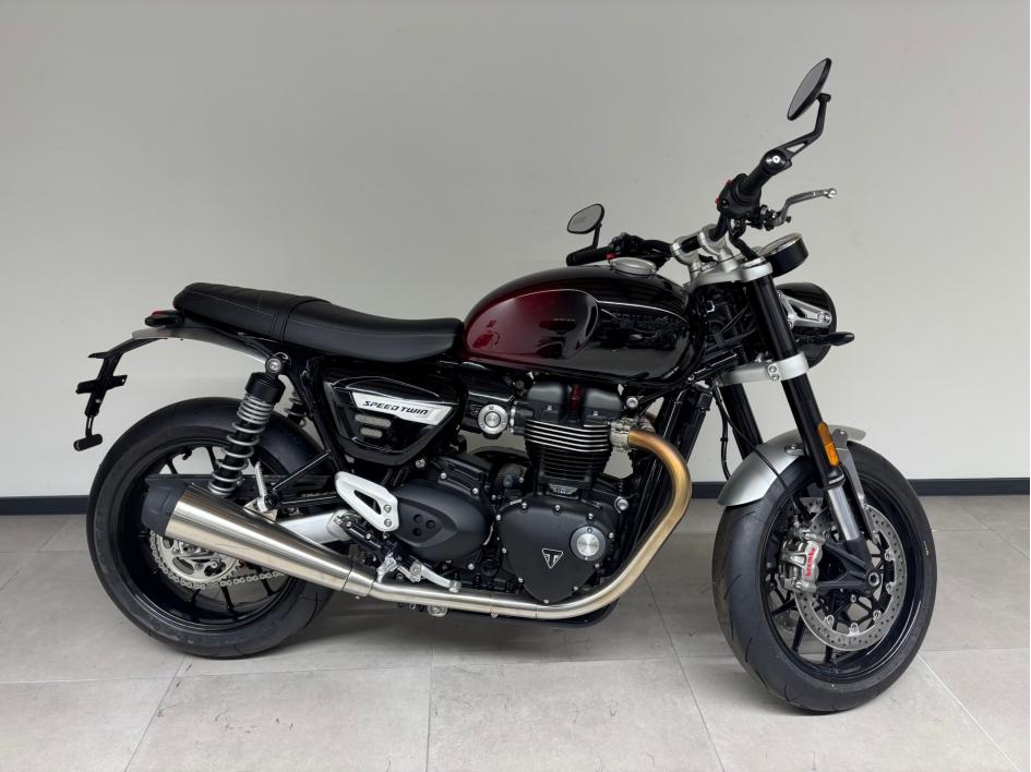 TRIUMPH SPEED TWIN 1200