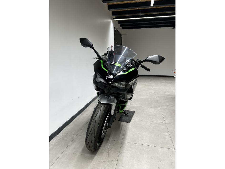 KAWASAKI Ninja 7 Hybrid / 2024 / 151 km