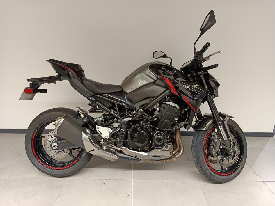 KAWASAKI Z 900