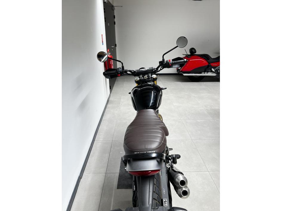 TRIUMPH Scrambler 400 X /2024/ black metal 