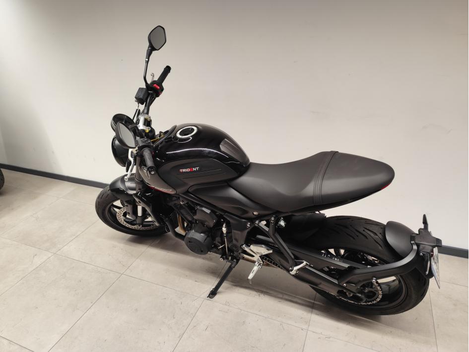 TRIUMPH TRIDENT 660 /  2025 / 780 km