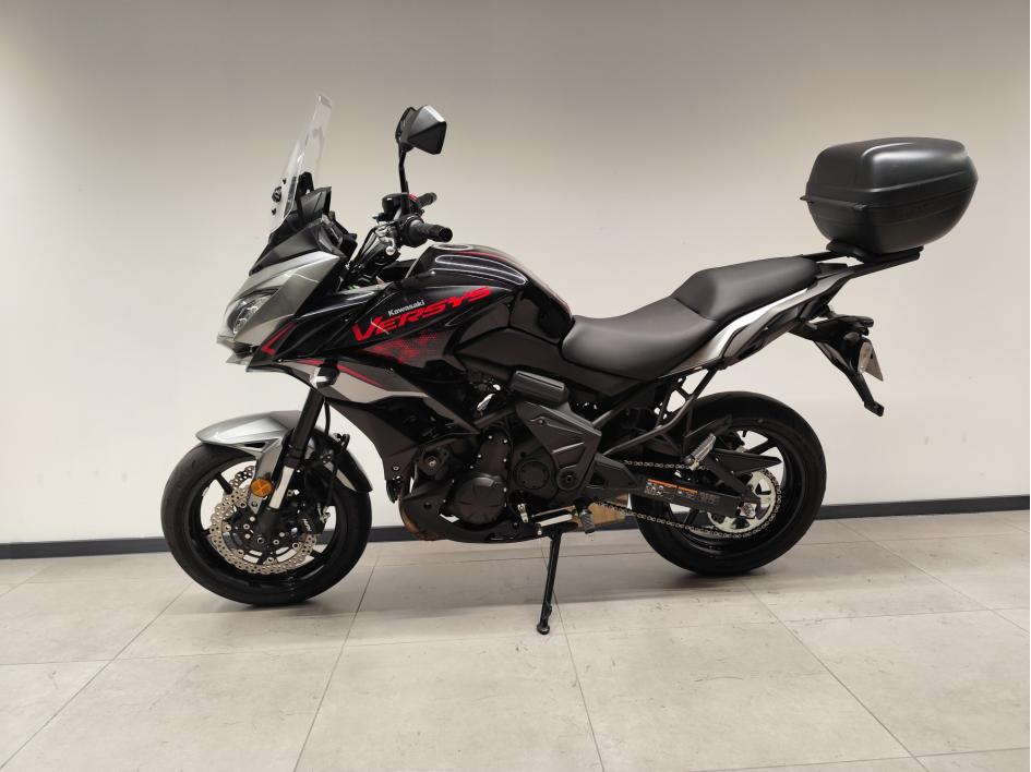 KAWASAKI VERSYS 650 / 2021 / 13.940 km / A2 possible