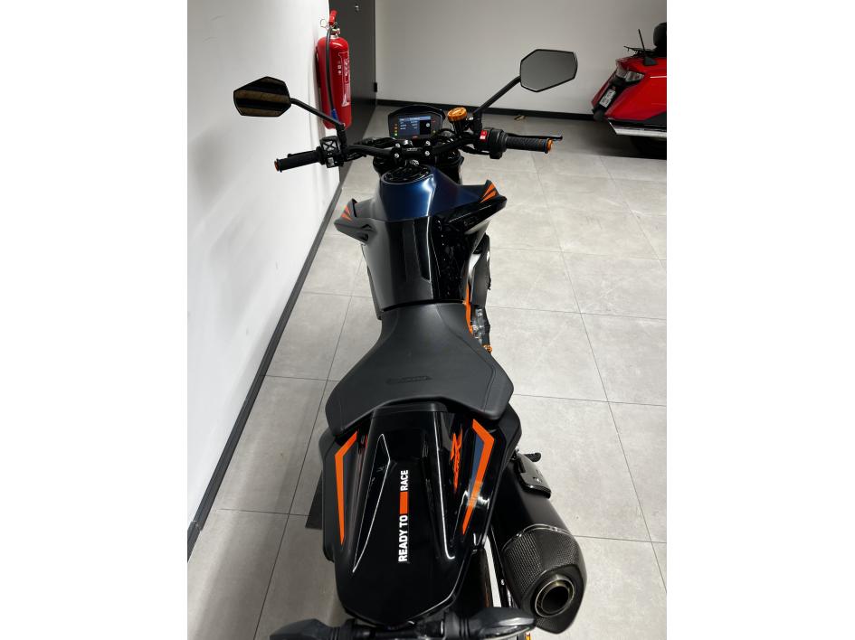 KTM 890 DUKE R akrapovic 