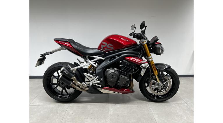 TRIUMPH SPEED TRIPLE 1200 RS