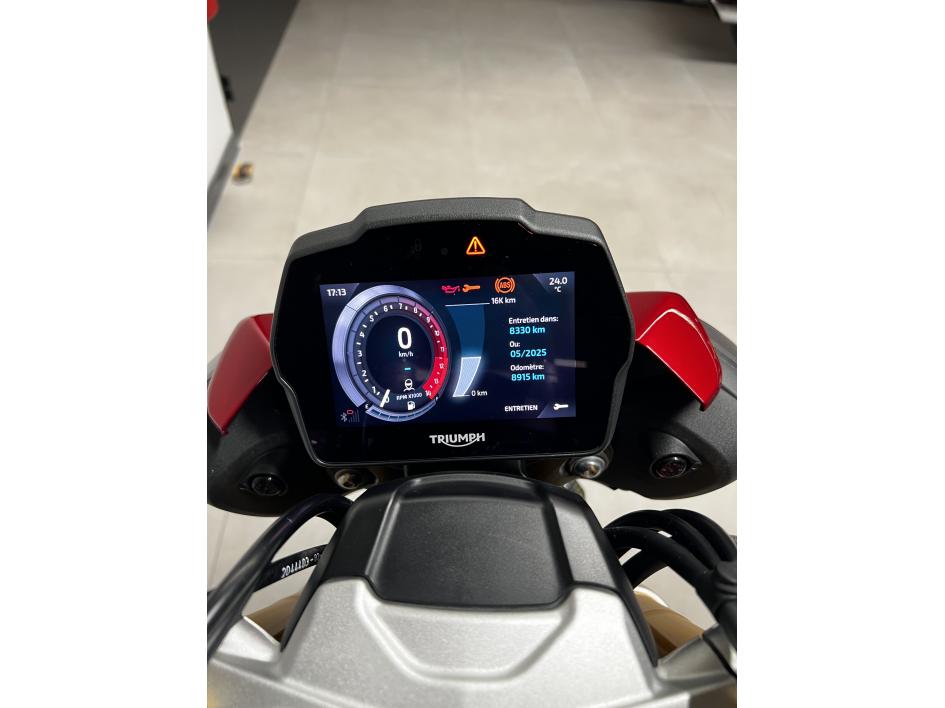 TRIUMPH SPEED TRIPLE 1200 RS