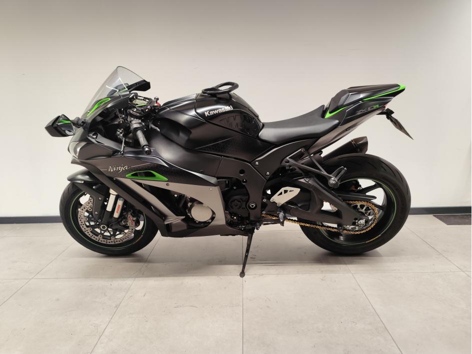 KAWASAKI ZX-10R  SE / 2018 / 32.745 km