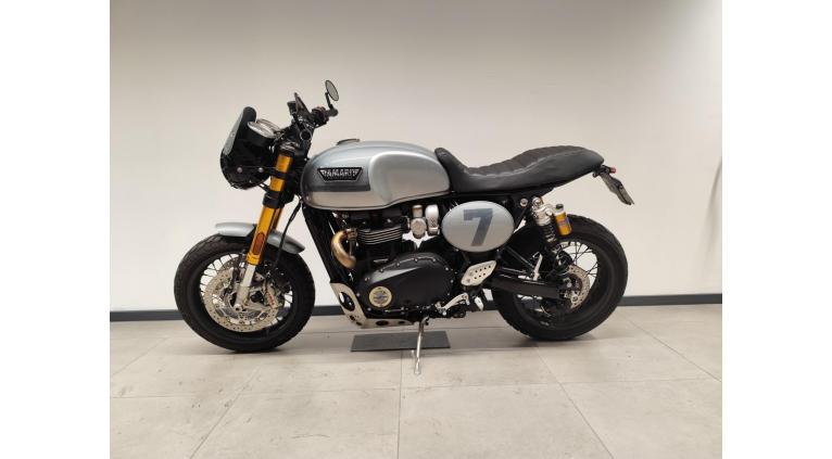 TRIUMPH THRUXTON 1200 R