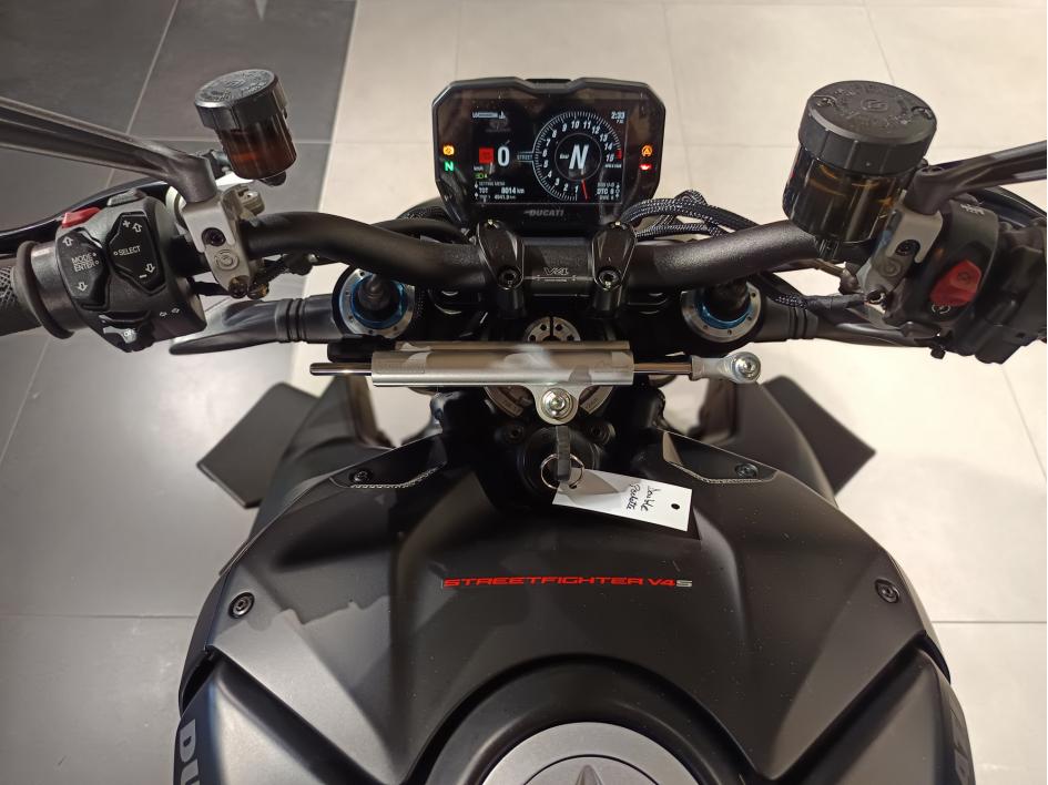 DUCATI STREETFIGHTER V4 S