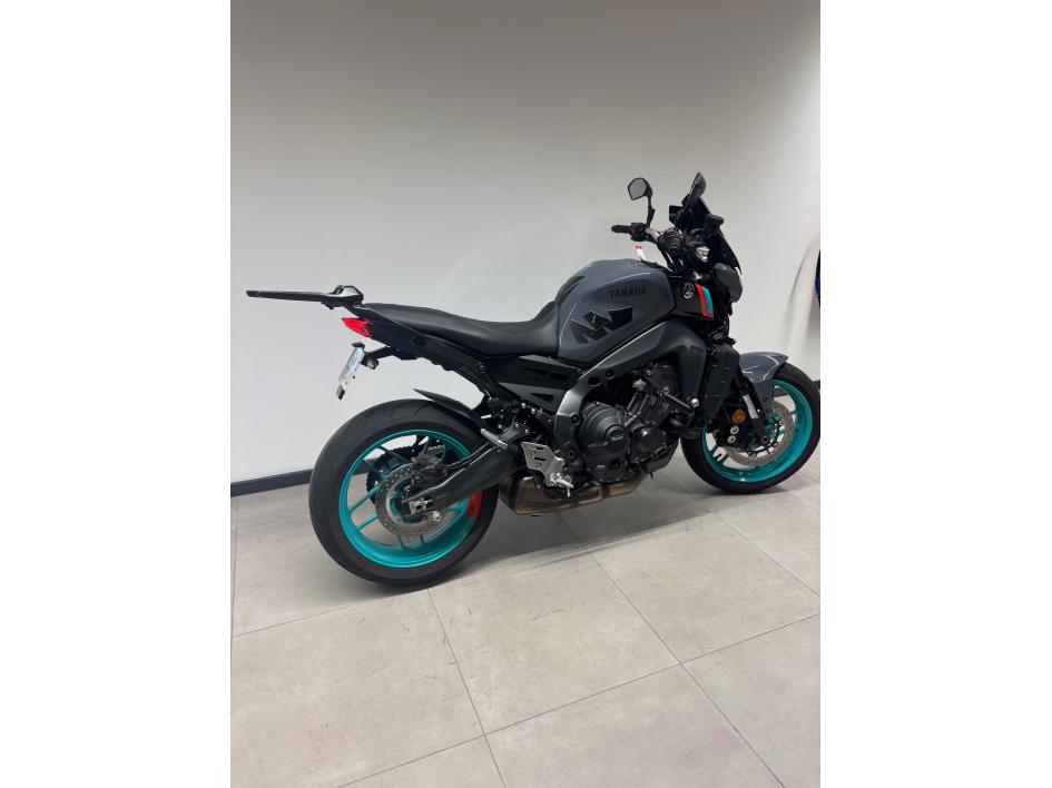 YAMAHA MT09 / 2022 