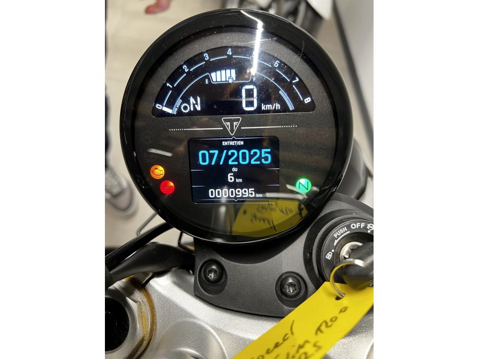 TRIUMPH SPEED TWIN 1200 rs /2025 / 990km