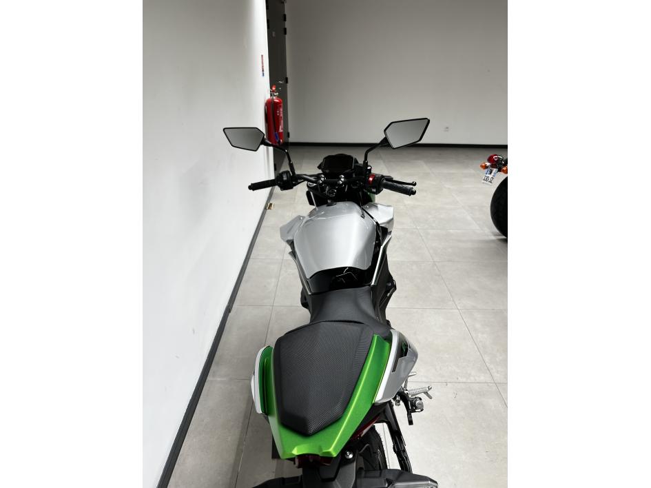 KAWASAKI Ze-1 / 2024 / 159 km 