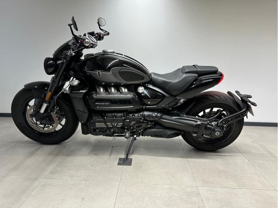 TRIUMPH ROCKET 3 R STORM
