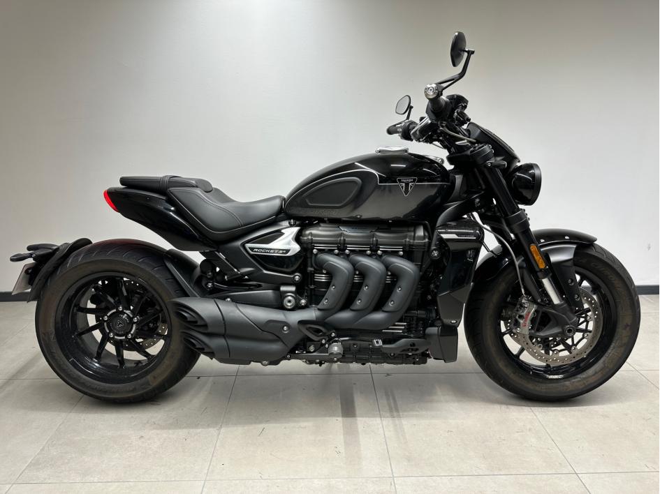 TRIUMPH ROCKET 3 R STORM