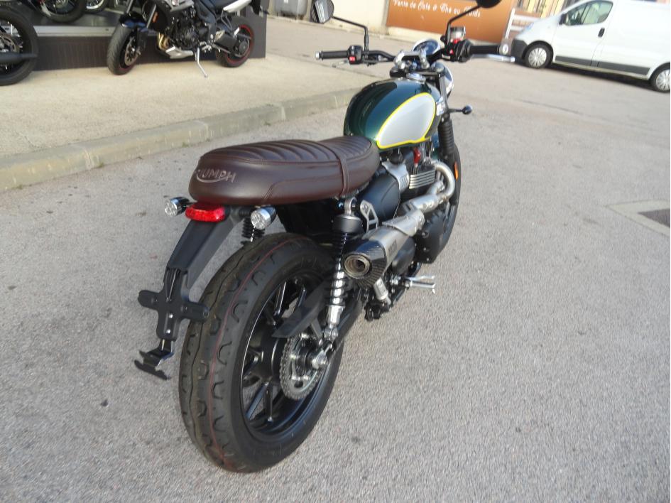 Triumph Street Twin Barbour