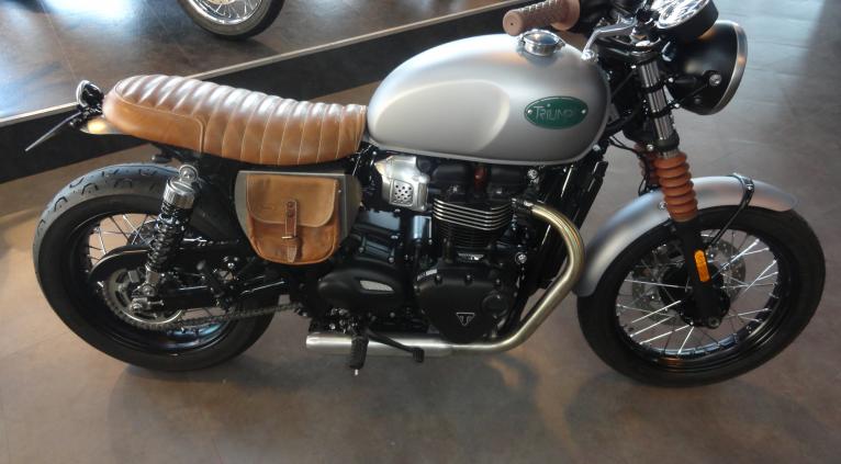 Bonneville T100 BAAK